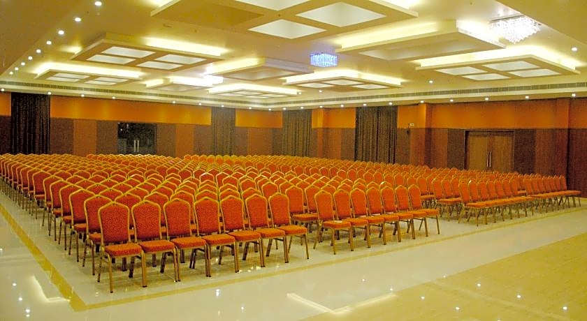 Fortune Select Grand Ridge