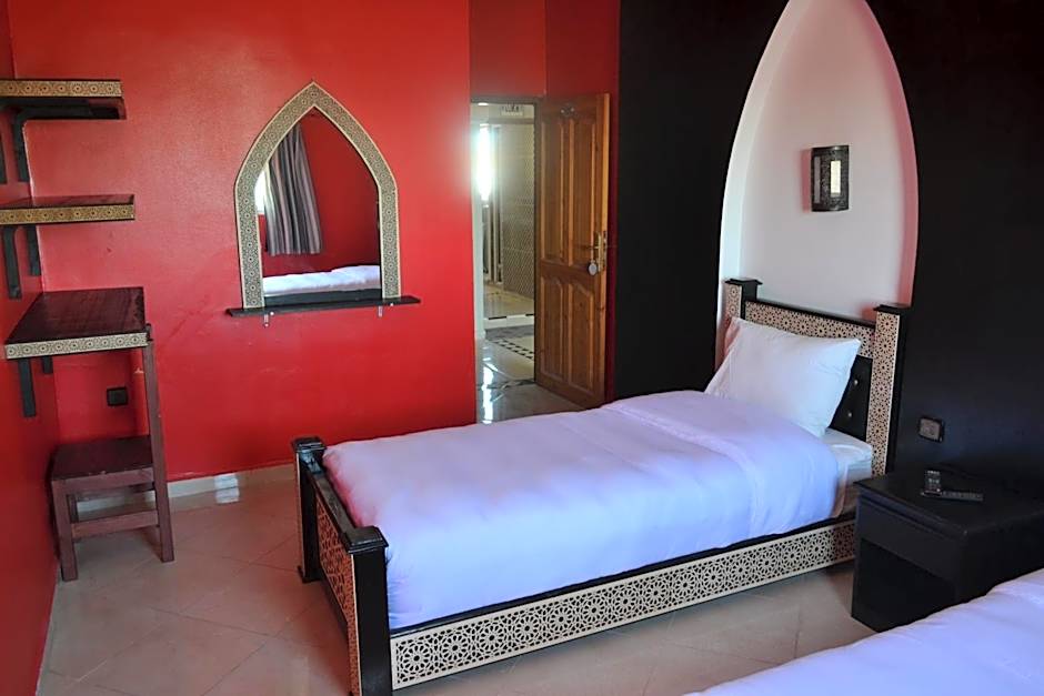 Inyan Dakhla Hotel