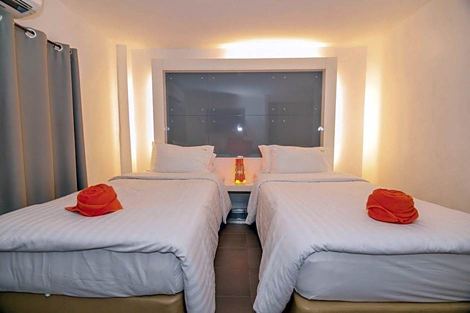 Original Orange Hotel