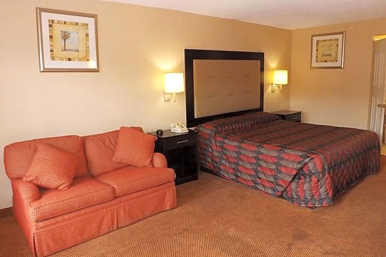 Plantation Inn Hotel And Lounge