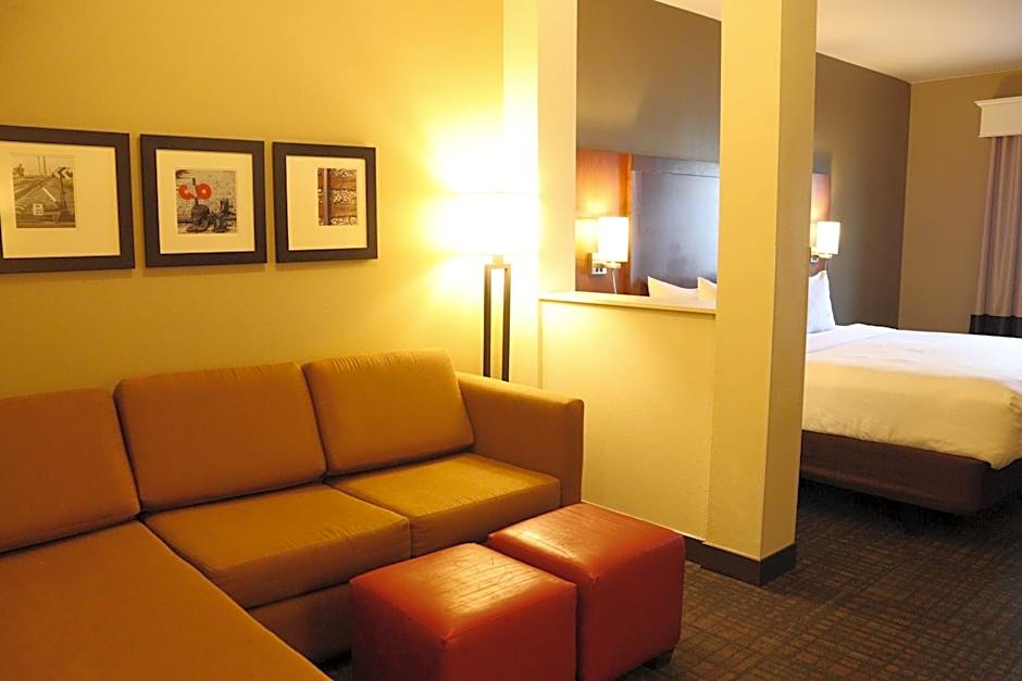 Comfort Suites Loveland Johnstown