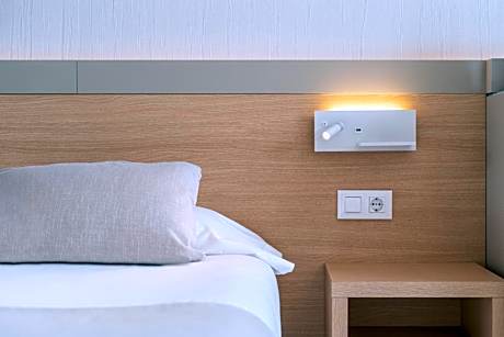 Panoramic Premium Twin Room with Sea View