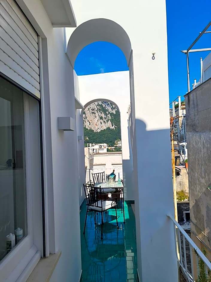 Casa Leucosia Suites