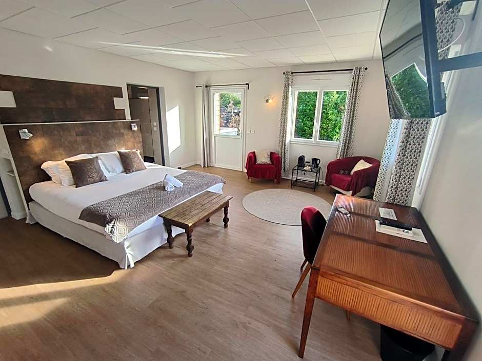 Logis Hôtel -Spa-Restaurant Le Saint Antoine