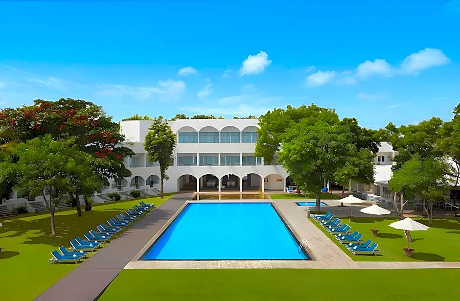 Trinco Blu by Cinnamon