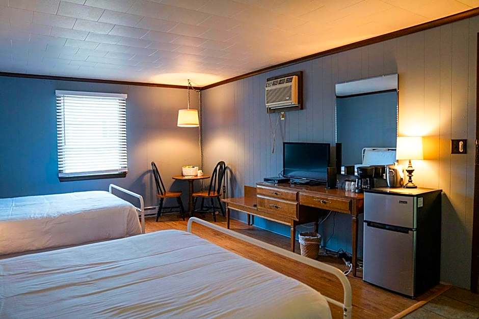 Whispering Winds Motel