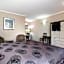 Comfort Inn On Raglan
