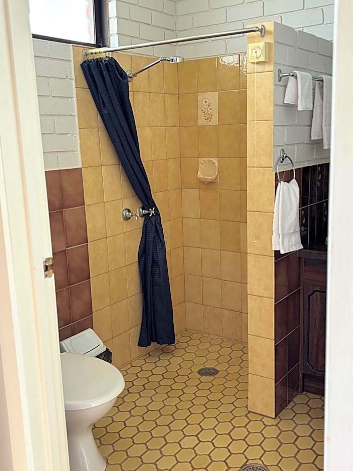 Bakery Park Motor Inn