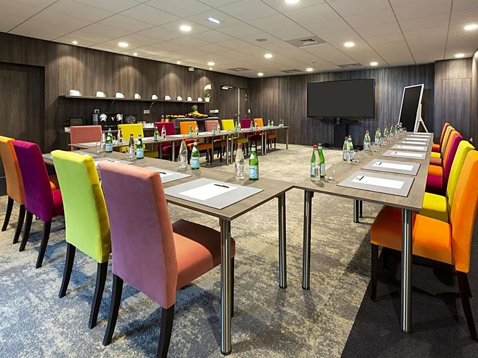 Hotel Roi Soleil Prestige Plaisir - St Quentin