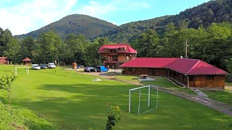 PENSIUNEA LA BUSU -BIGAR