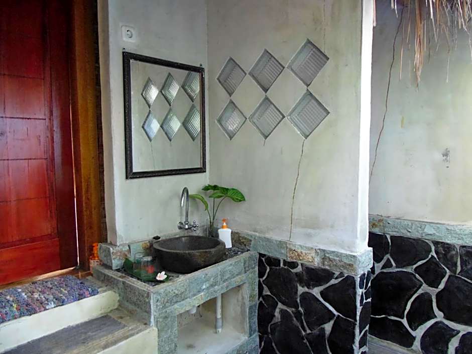 Sunset Springs Beach Retreat