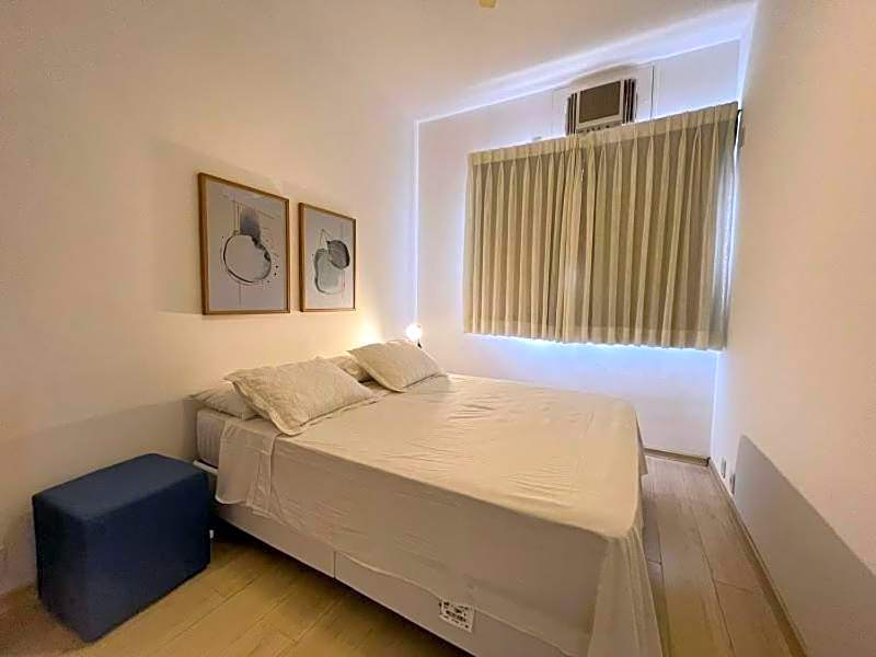 MS145. Excelente apartamento em andar alto no Arpoador!