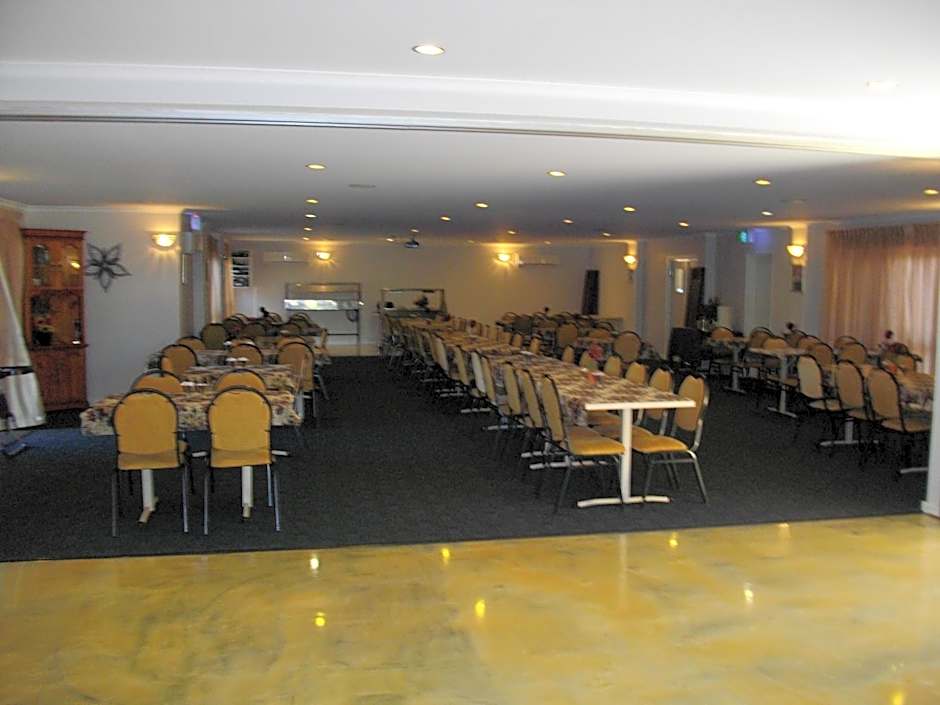 Kurrimine Beach Motel