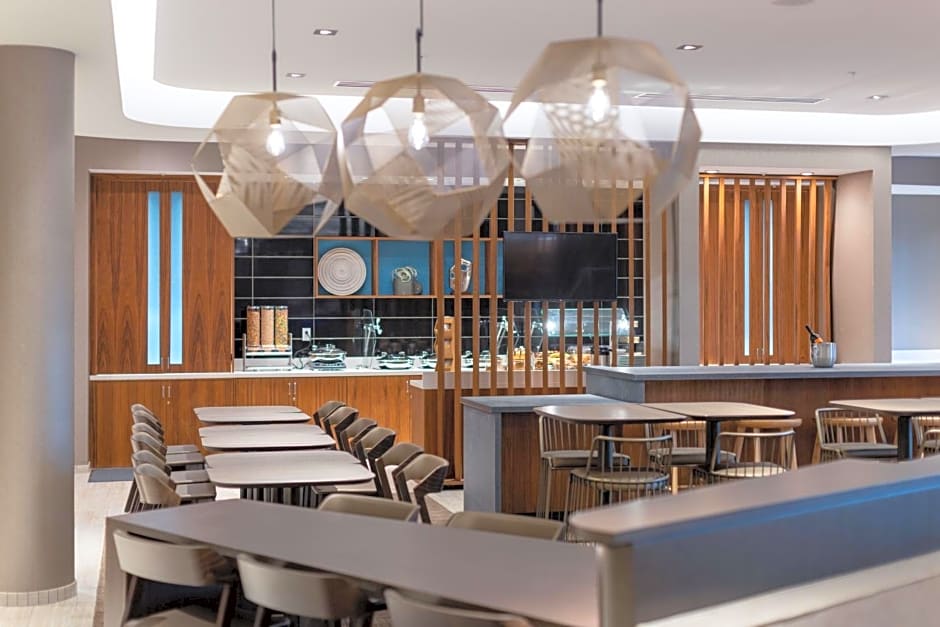 SpringHill Suites by Marriott Tucson at The Bridges