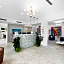 The New Yorker Miami Hotel