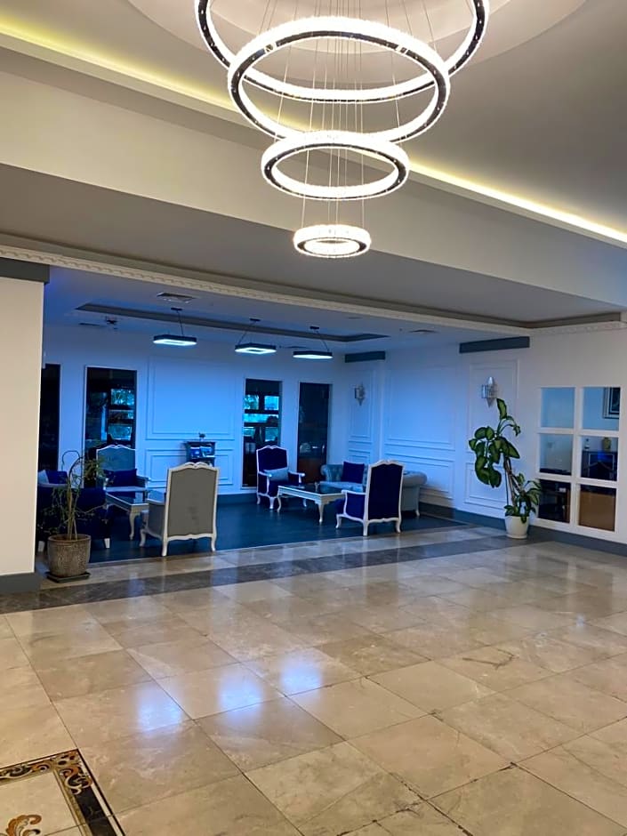 PARADISE ISLAND HOTEL