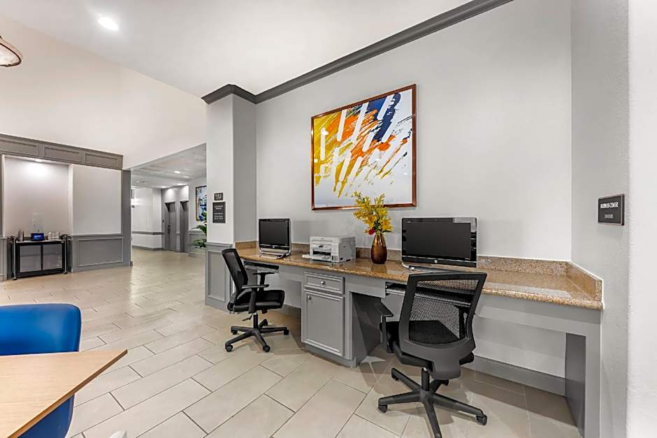 Comfort Inn & Suites