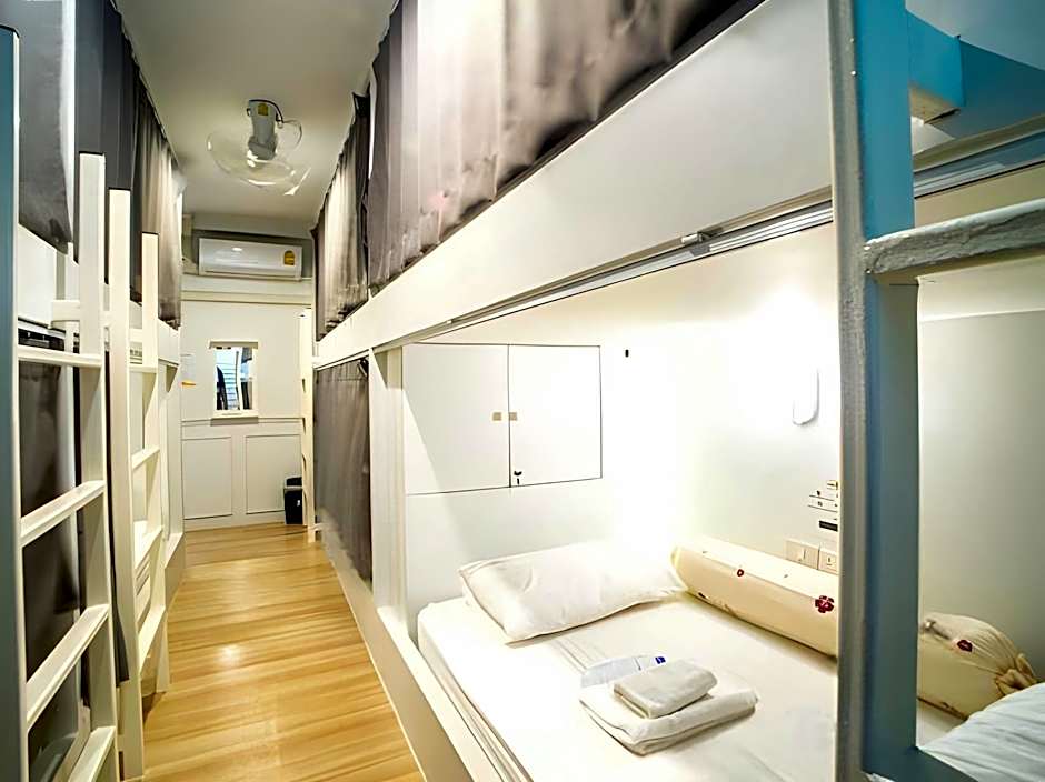 Ratana Boutique Hostel