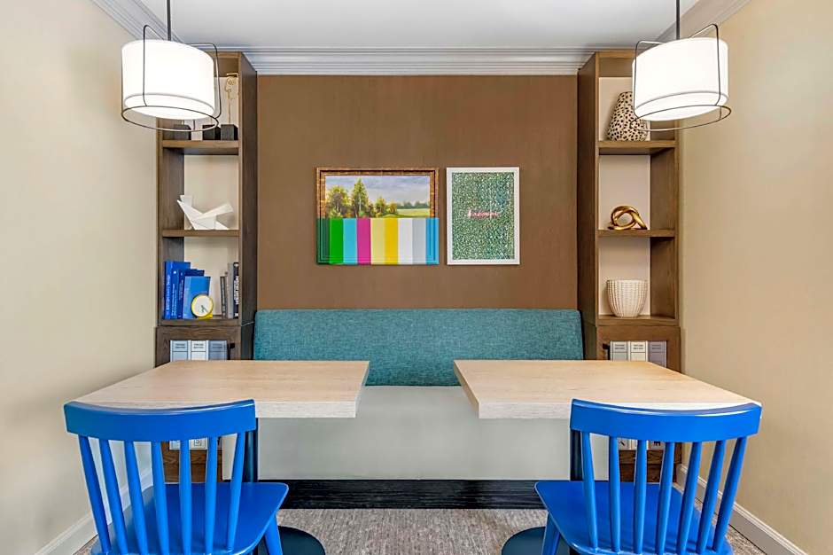 Sonesta ES Suites Dulles Airport