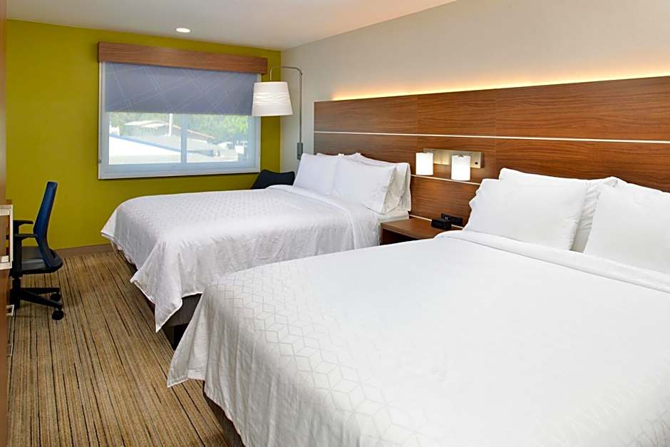 Holiday Inn Express Santa Rosa North By IHG
