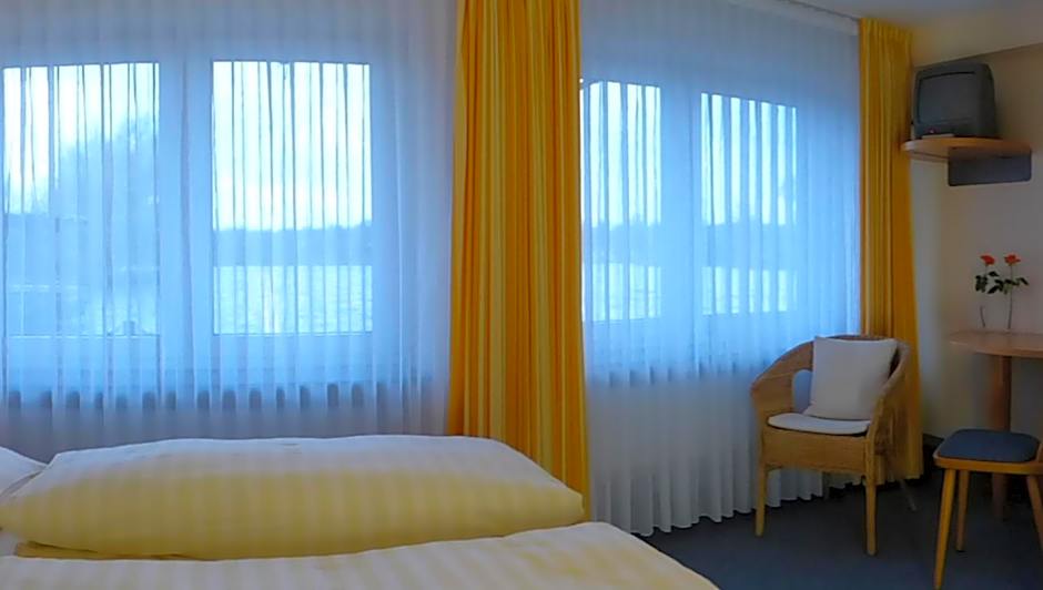 Restaurant und Hotel Zum Weissen Ross