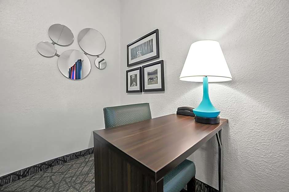 Howard Johnson by Wyndham Columbus Fort Benning