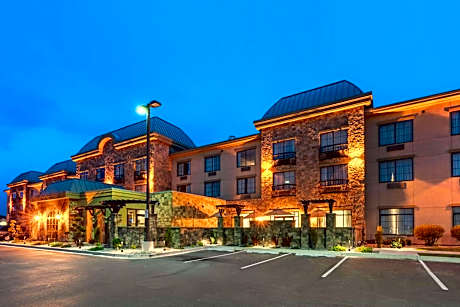 Best Western Premier Pasco Inn & Suites