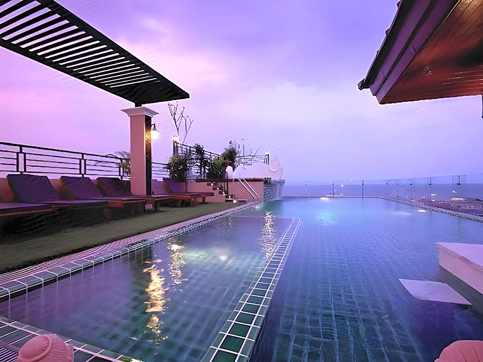 Chalelarn Hotel