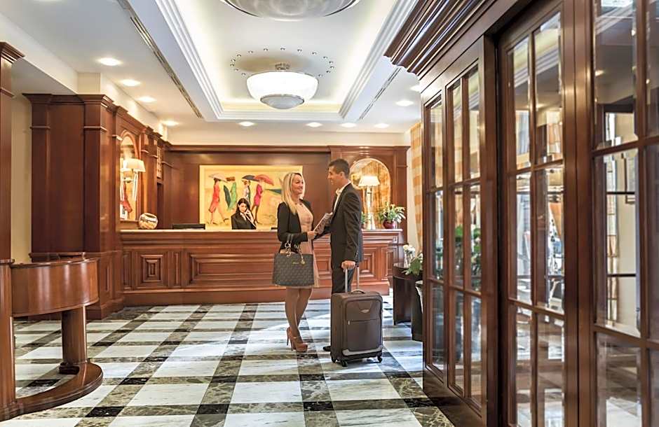 Best Western Premier Hotel Astoria