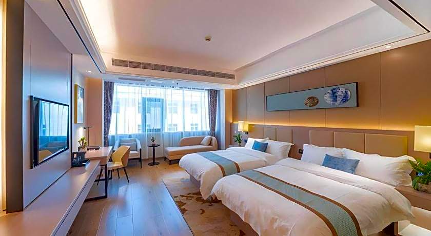 GreenTree Eastern Dali Railway Station Hotel