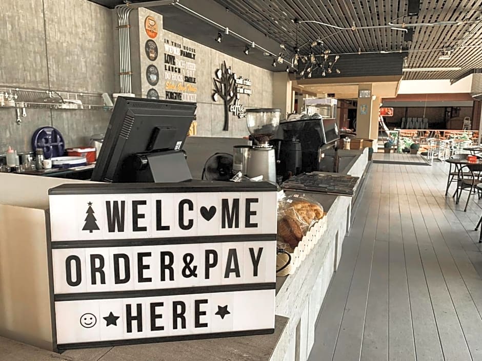 Garden View Betong Hotel