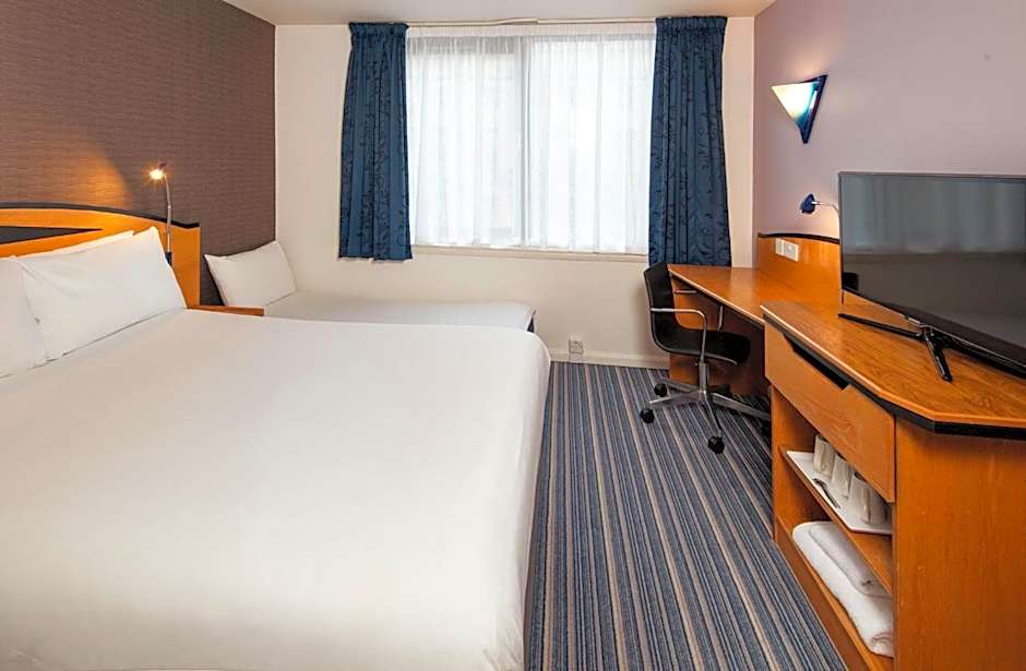 Holiday Inn Express Bristol City Centre By IHG