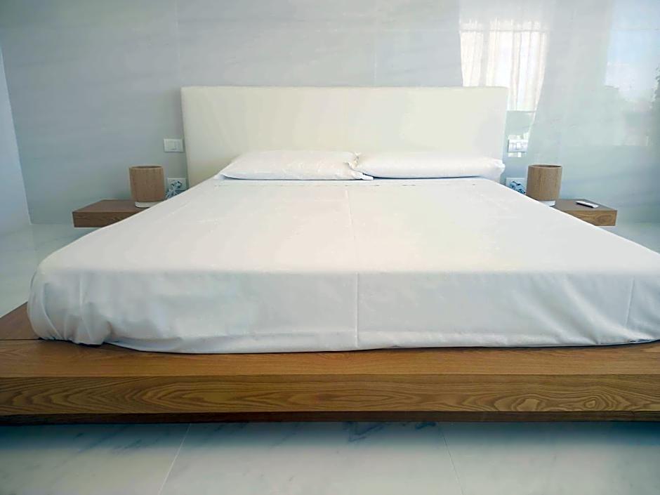 Smart Luxury Suites & Apartments