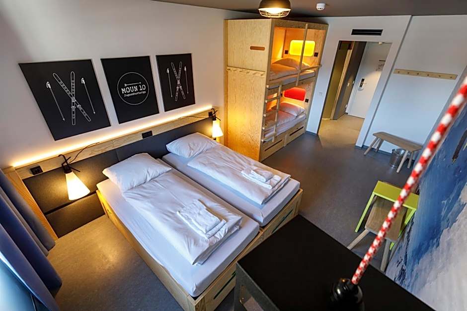 DJH moun10 Jugendherberge - Youth Hostel - membership required!