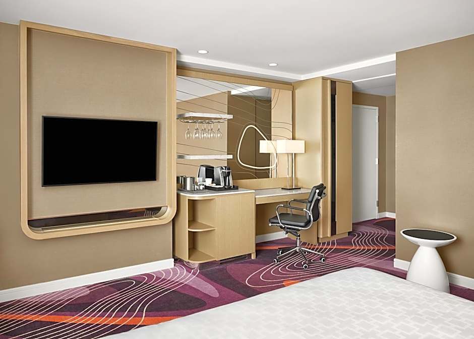 Photo 1 of 4 of Classic 1 King Bed, Hearing Accessible