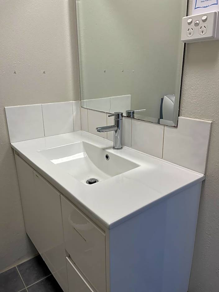 Heemskirk Motor Hotel