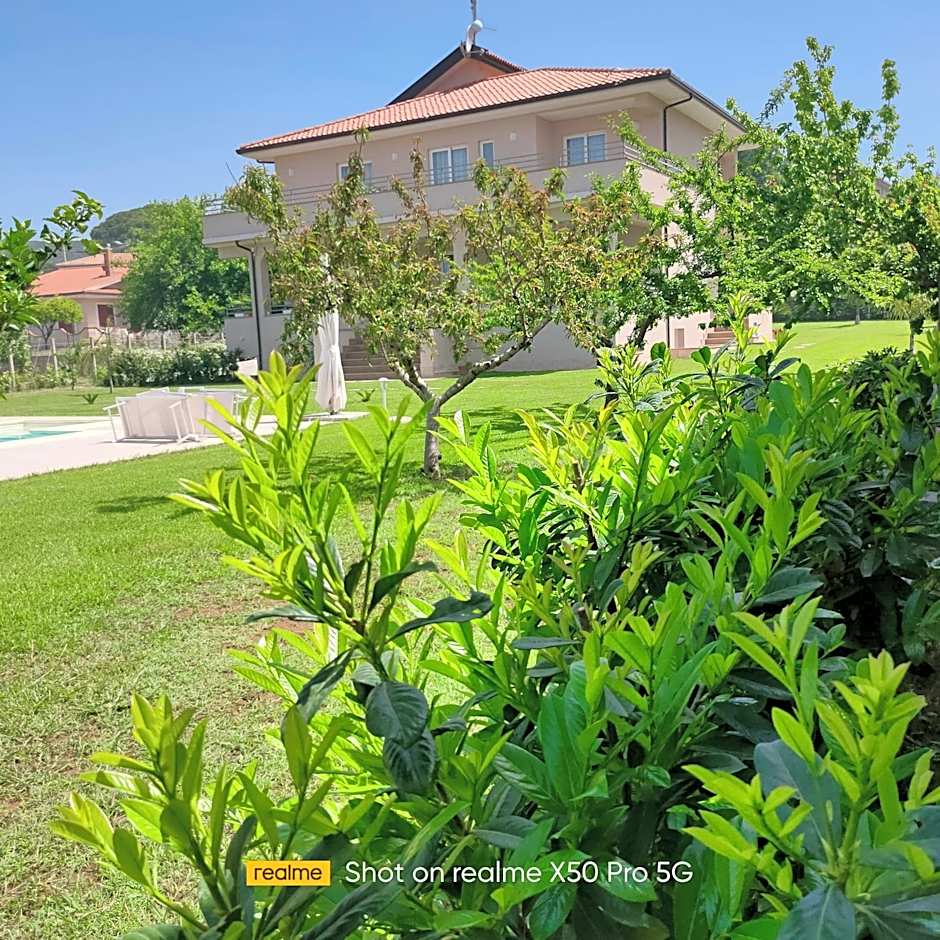 VILLA LAURO LUXURY B&B