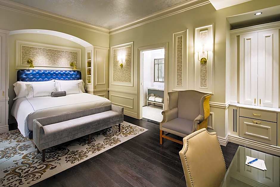 Photo 1 of 6 of Premier 1 King Bed