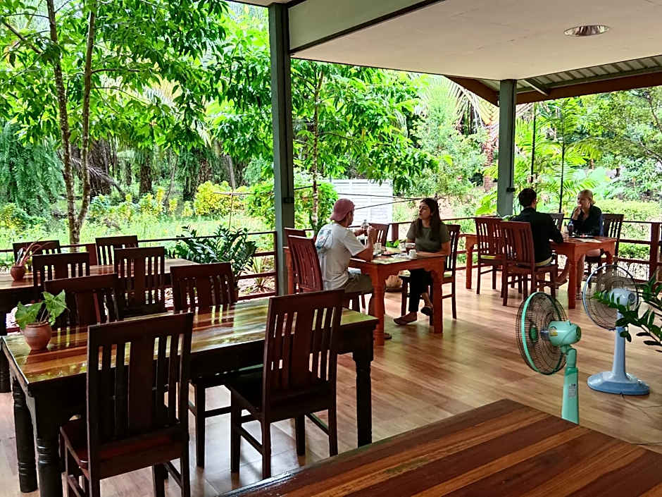 Khao Sok River & Jungle Bungalow