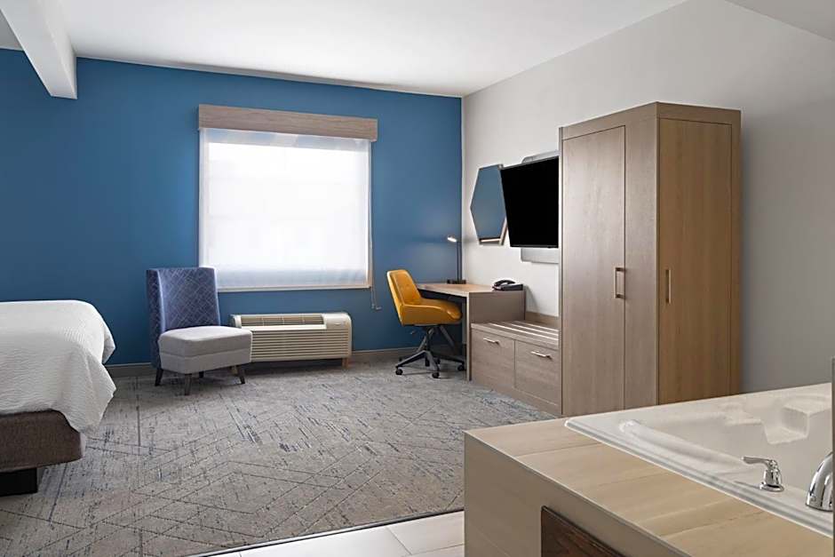 Holiday Inn Express Toledo North By IHG