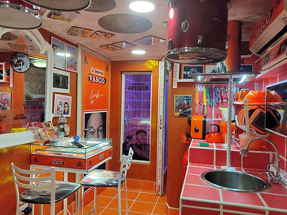 A Room for a Few Hours or a Few Days