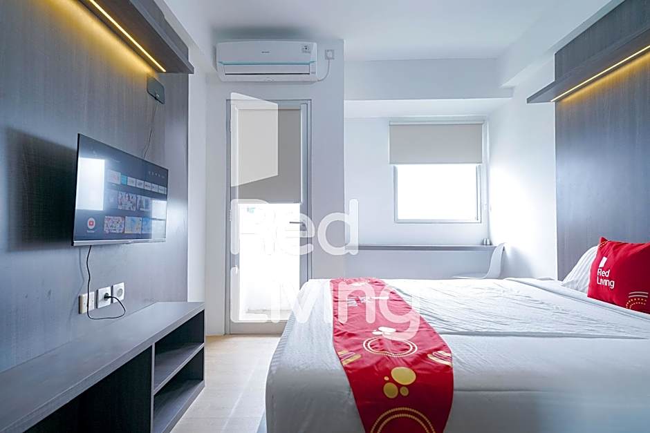 RedLiving Apartemen Gunung Putri Square - Sansan Room