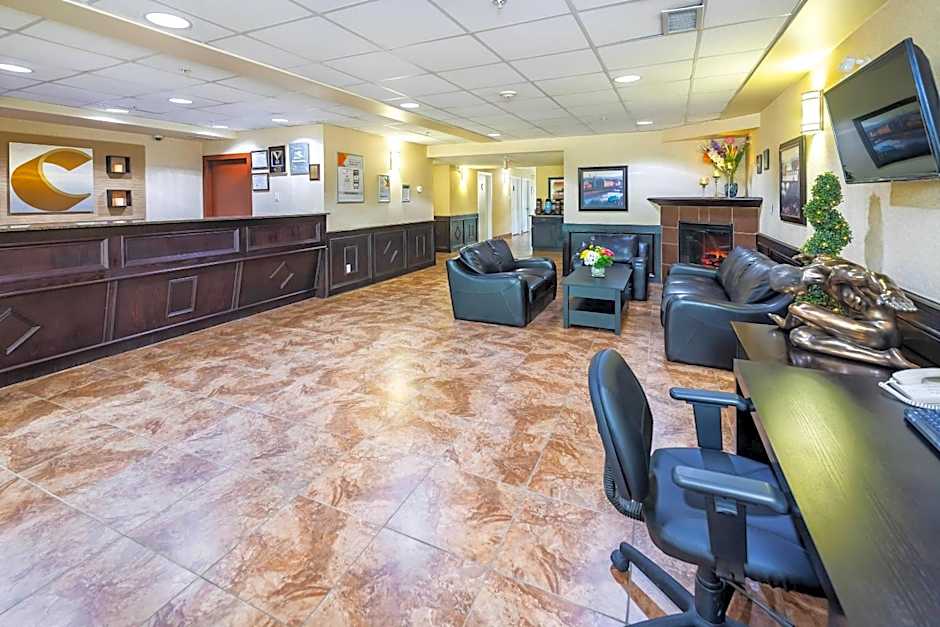 Comfort Inn & Suites