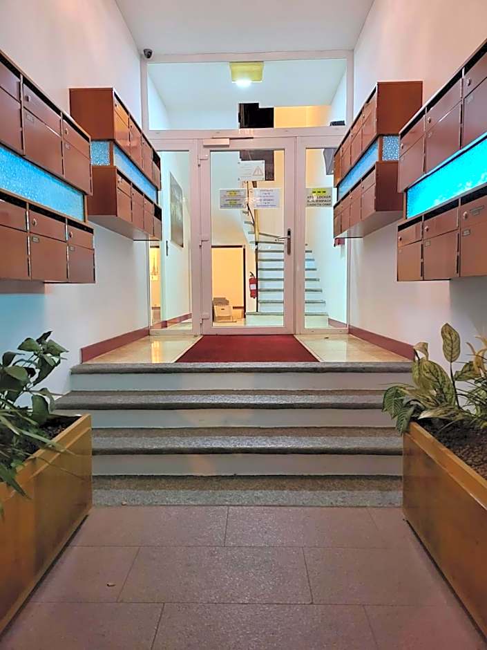 GuestHouse University by LR - self check in