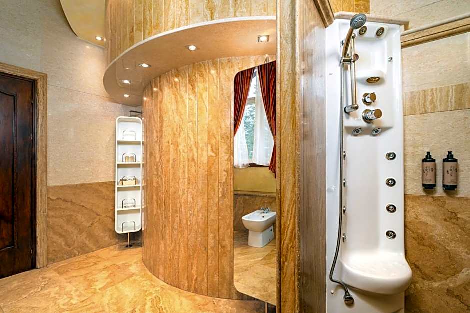 Festa Winter Palace Hotel