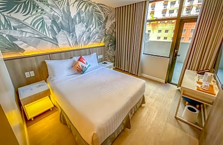 Premier Deluxe Queen