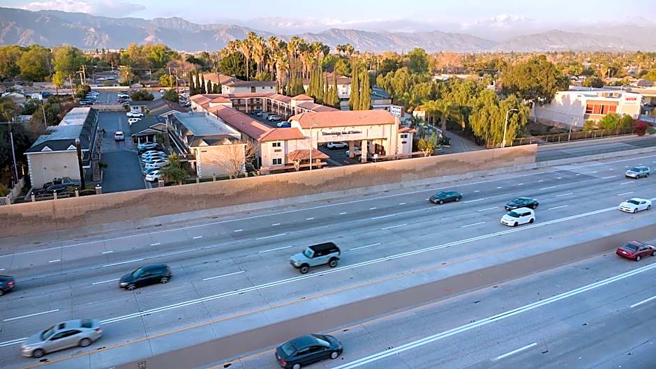 Travelodge Inn & Suites by Wyndham West Covina