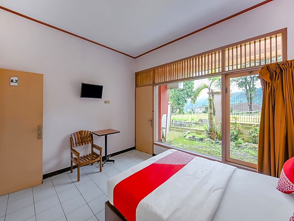 OYO 90258 Hotel New Aprilla