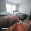 Divine Villa Guest House Harper Ave WITH FREE PRIVATE PARKING