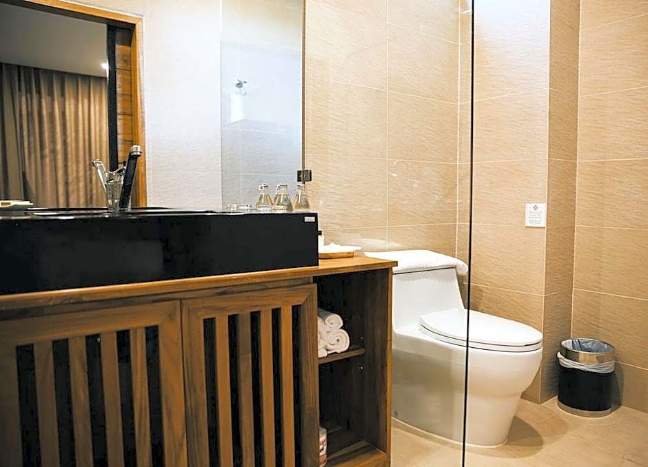 Zee Luxury Boutique Hotel